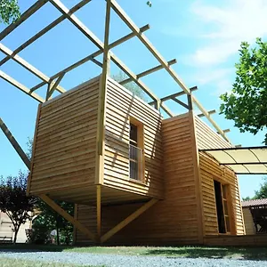 Les Portes Du Beaujolais Vakantiepark Anse