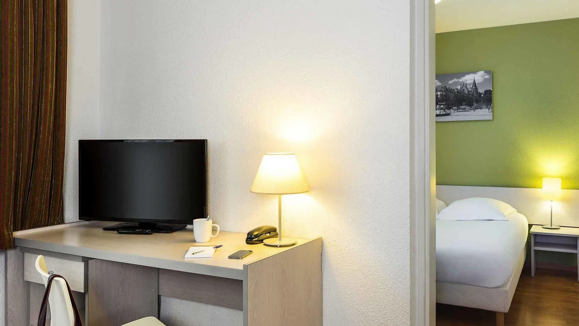 Aparthotel Adagio Access Rennes Centre 2*,